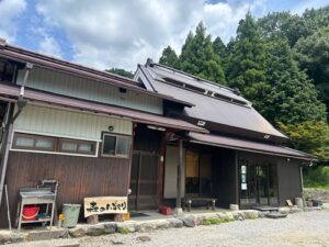 かえでの庭　活動のようす画像　森のハジマリ全景