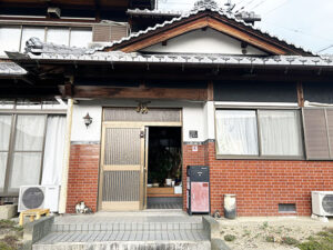 太陽十月の活動のようす画像　事務所